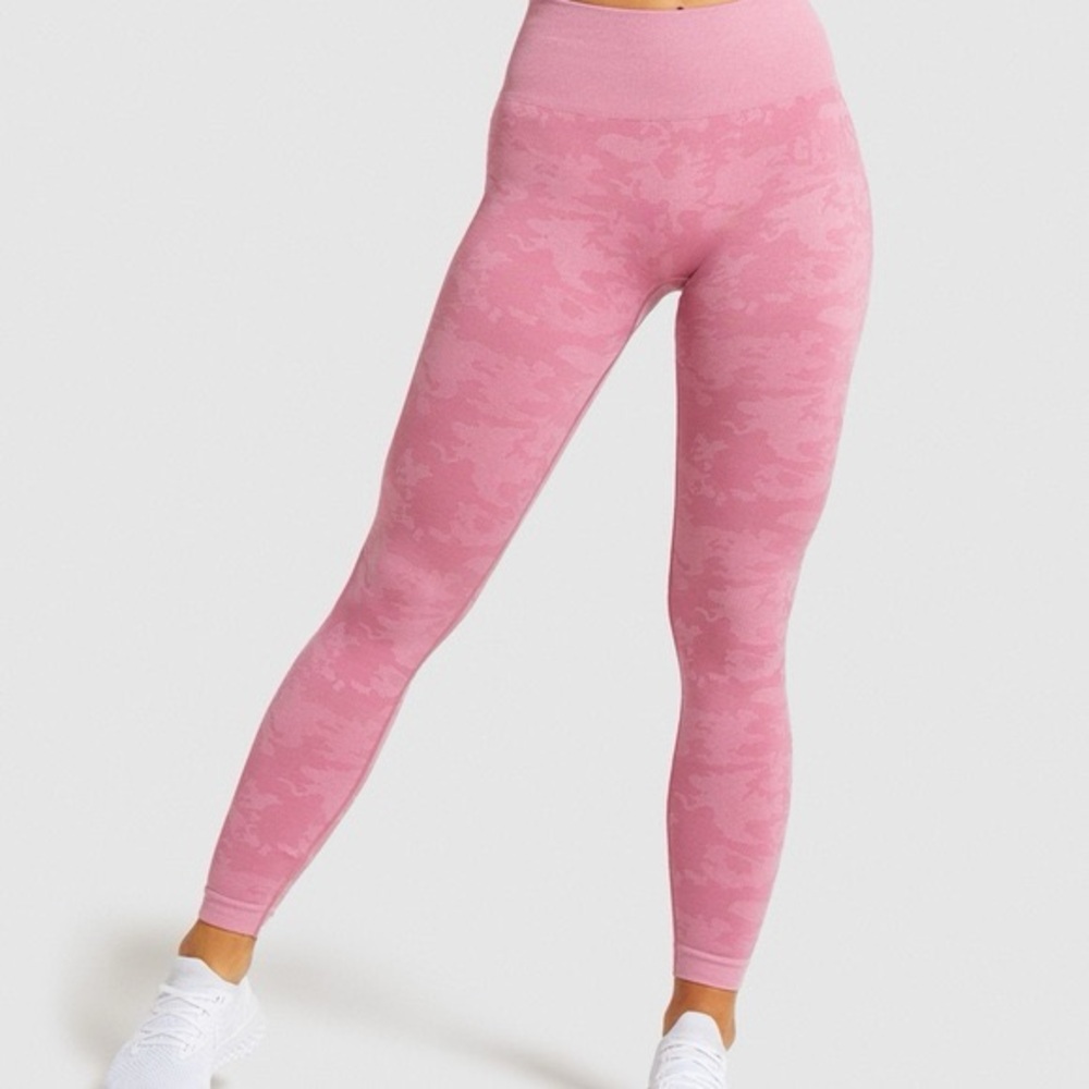Gymshark Seamless Camo Leggings - pink